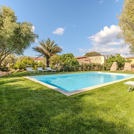 Apartament Stazzo San Teodoro Piscina Condivisa Zewnętrze zdjęcie