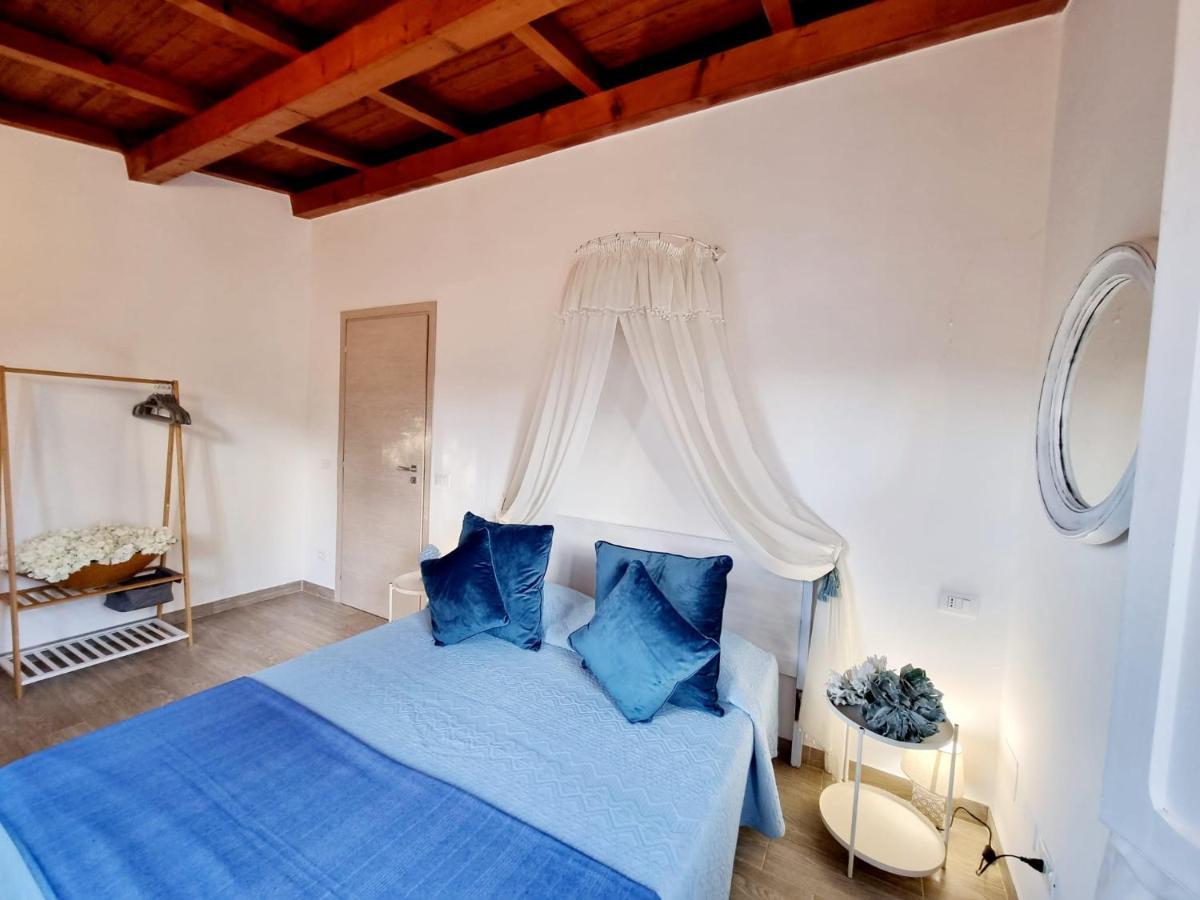 Apartament Stazzo San Teodoro Piscina Condivisa Zewnętrze zdjęcie